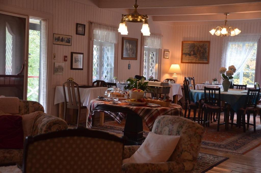 Auberge La Chatelaine La Malbaie Exteriör bild