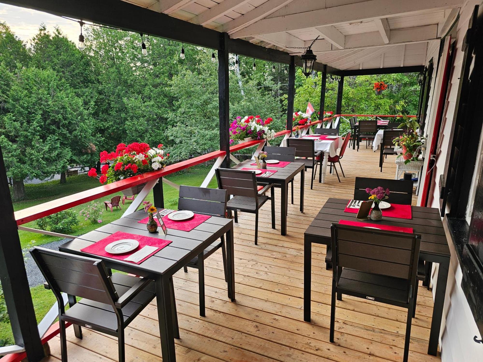 Auberge La Chatelaine La Malbaie Exteriör bild